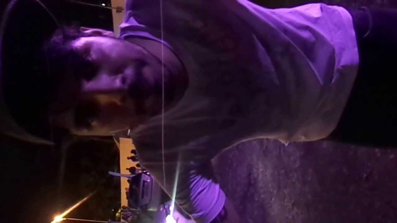 Paul Domingos manda beijo pra Pelumeupresente e louquitadokoba