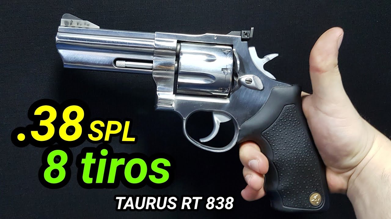 Revólver 38 de 8 tiros e 4