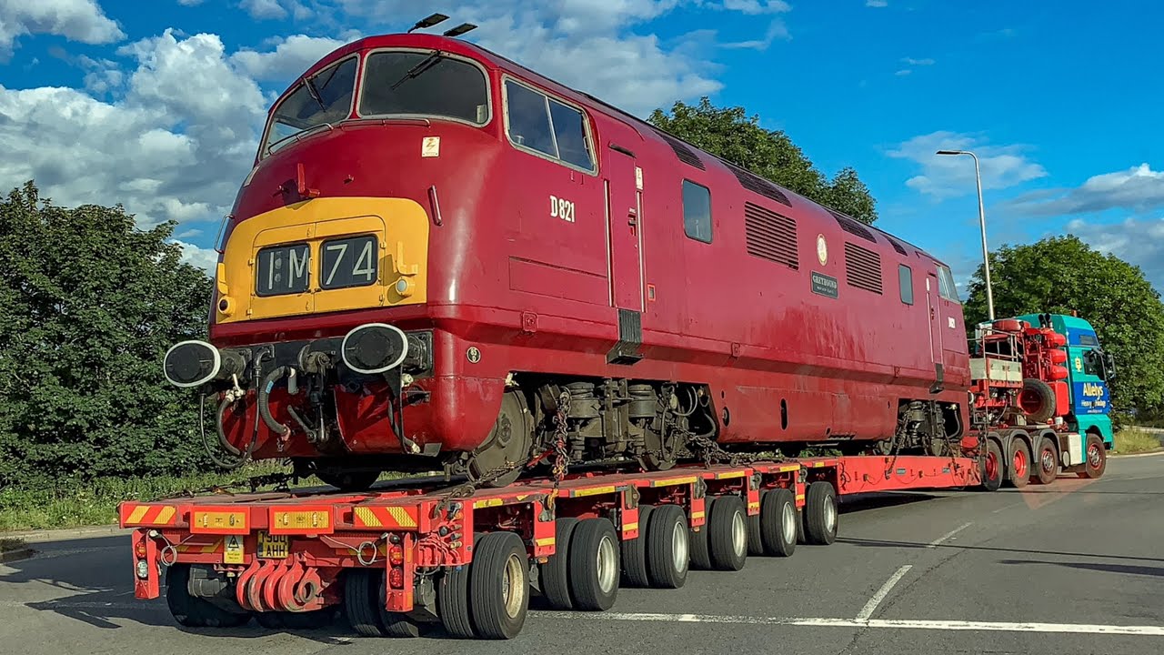 Train Truckers Allelys Heavy Haulage move Warship Class 42 D821 “Greyhound”