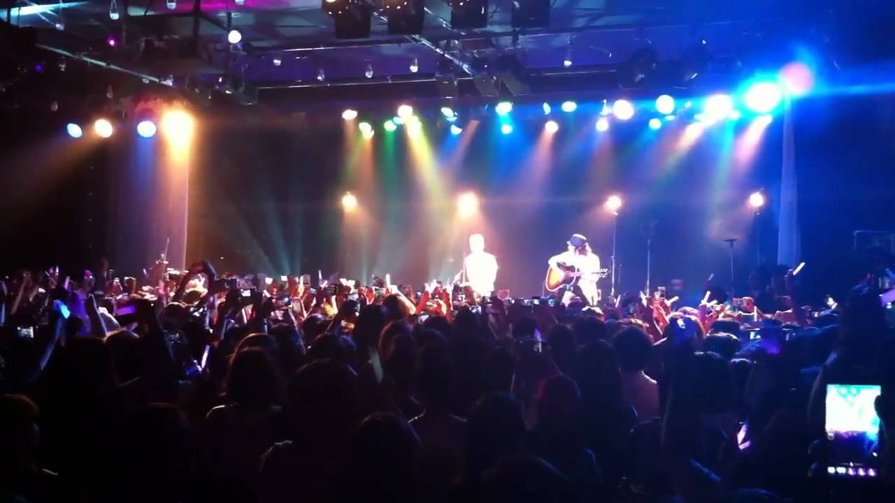 Justin Bieber Tokyo 2012,07,10 Baby acoustic ver.