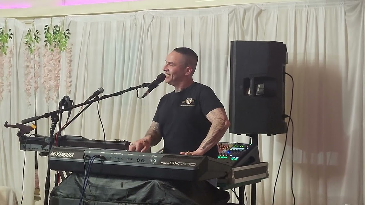 Oldham (GB) - Kaja Lazar & Simonies Band - 10/05/2025