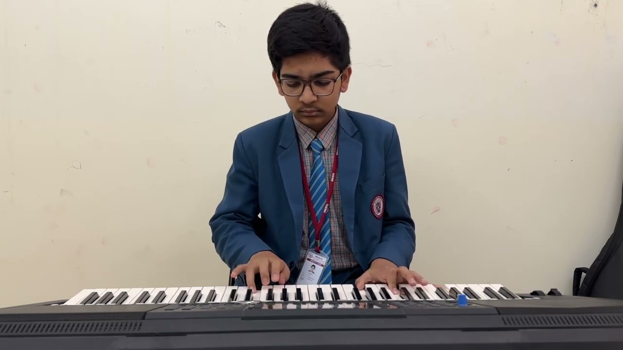 Instellar Theme Song - Cornfield Chase, Retro Finals