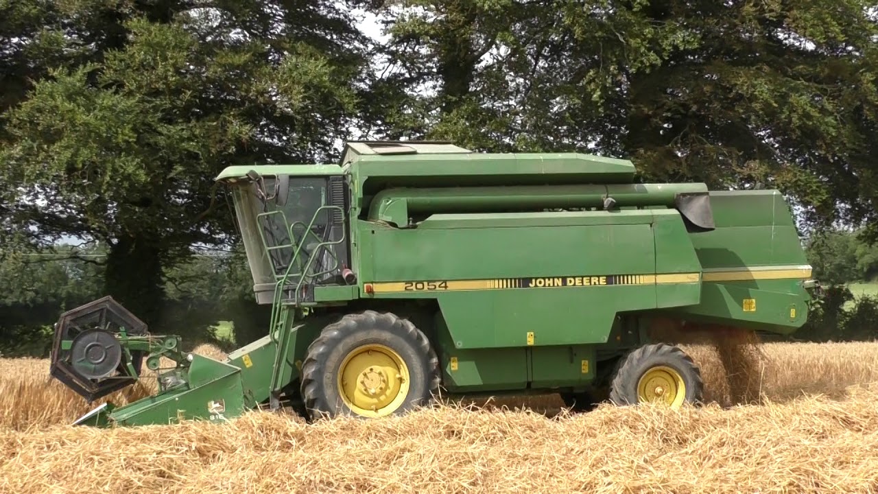 Harvest 2020 John Deere 2054 Combine Harvester