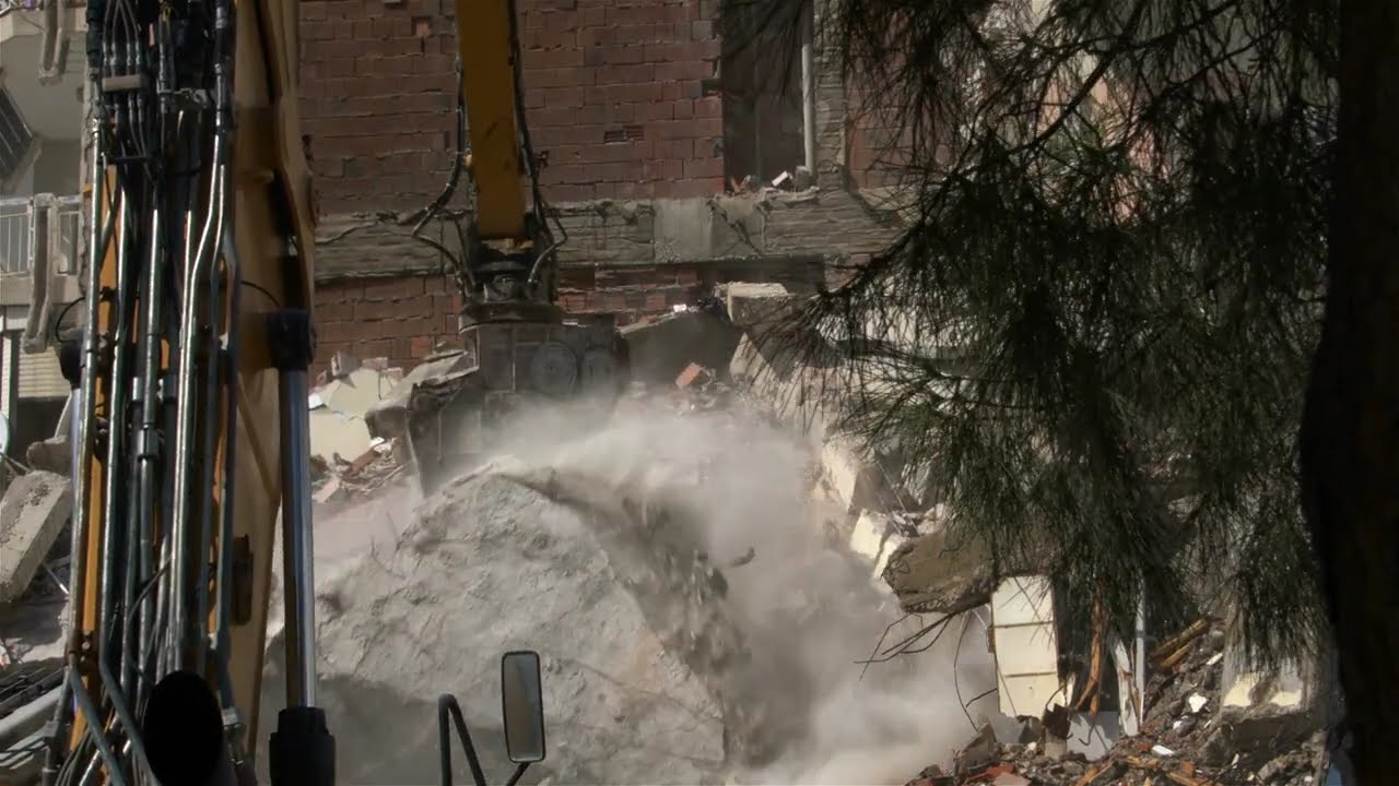 The Industrial Demolition Process: Everything You Need to Know from Start to Finish!