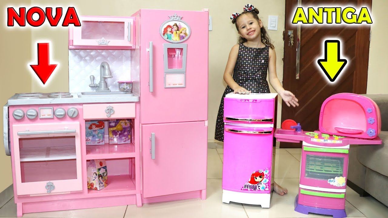 Cozinha VELHA VS NOVA Cozinha de Brinquedo das Princesas - Valentina Pontes