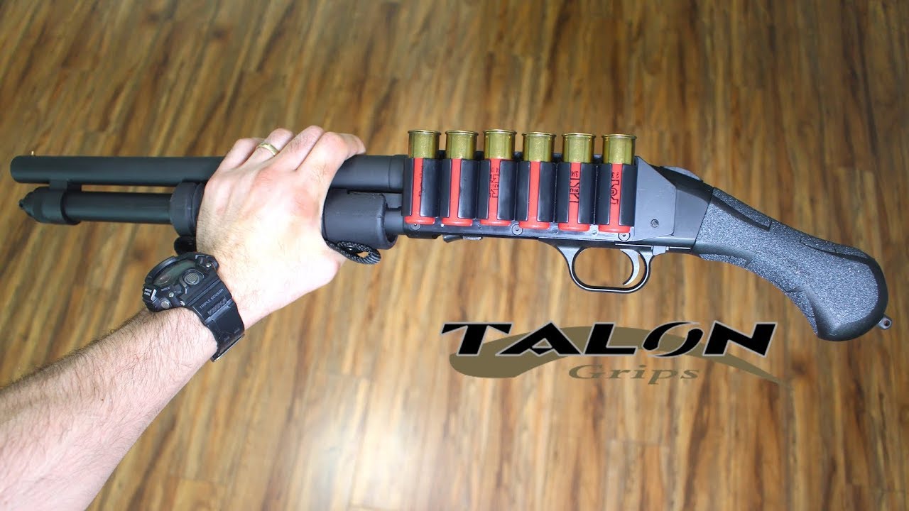 Установите накладки Talon Grips на Mossberg Shockwave (Granulate).