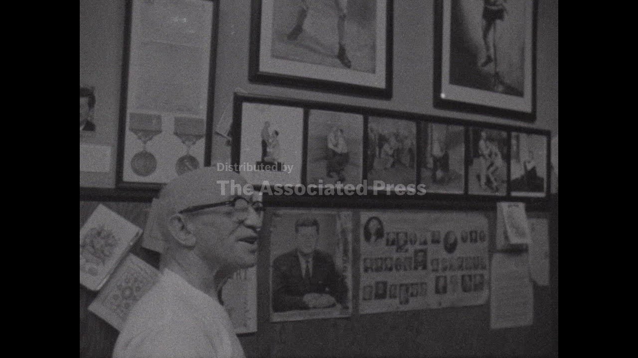 Chicago - Johnny Coulon, former bantamweight champ and man who can't be lifted, celebrates 76th birt