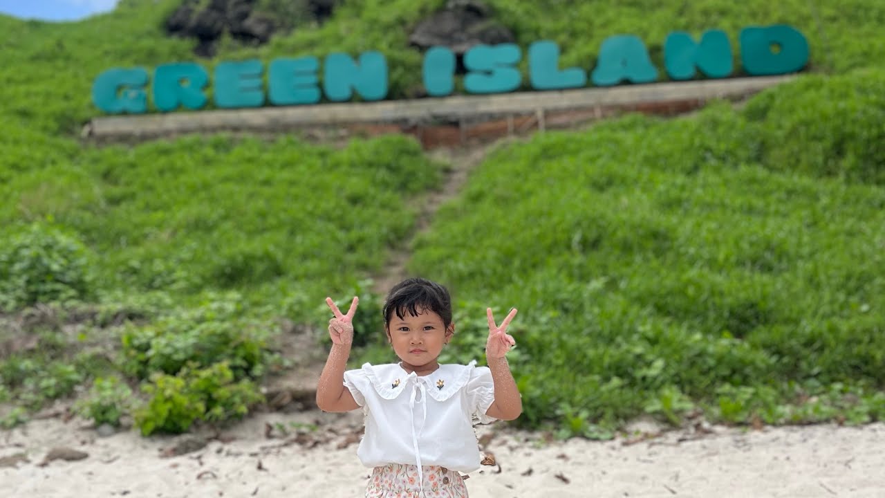 CECA PERTAMA KALI NAIK PERAHU KE GREEN ISLAND DI BANYUWANGI