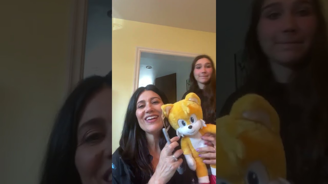 Colleen O'Shaughnessey | Boruto, Fire Emblem | Q&A and Autographs (05-01-22)