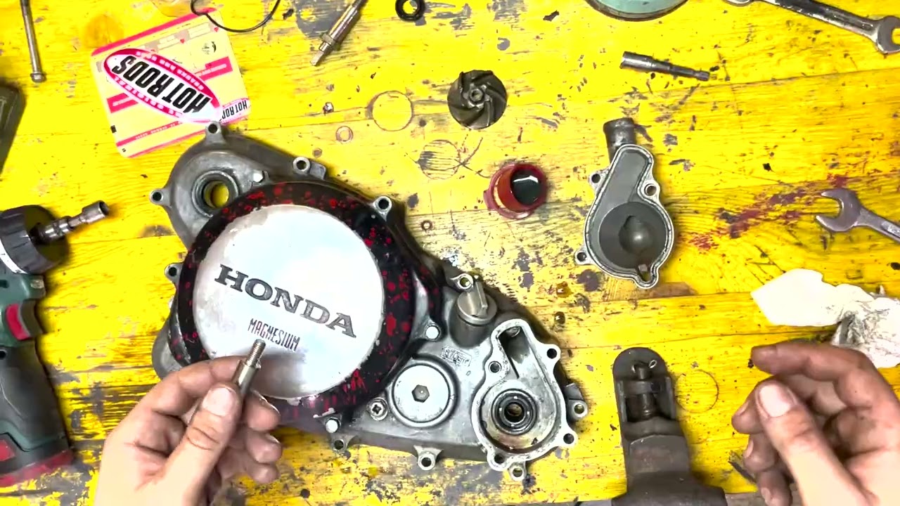 Revisione pompa dell'acqua Honda CRF 450 03-08
