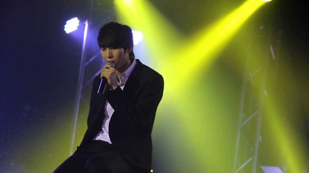 [Fancam] 130921 Bangkok's Starlight with #VIXX LEO Solo - Cracks of My Broken Heart