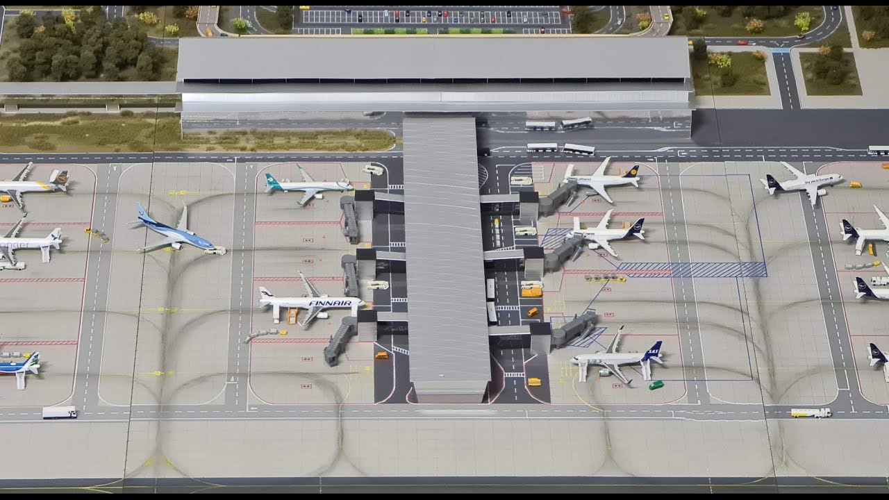 Mega Airport 1/500 scale 2/5 4K (build Ternimal C) by @airportsforscale