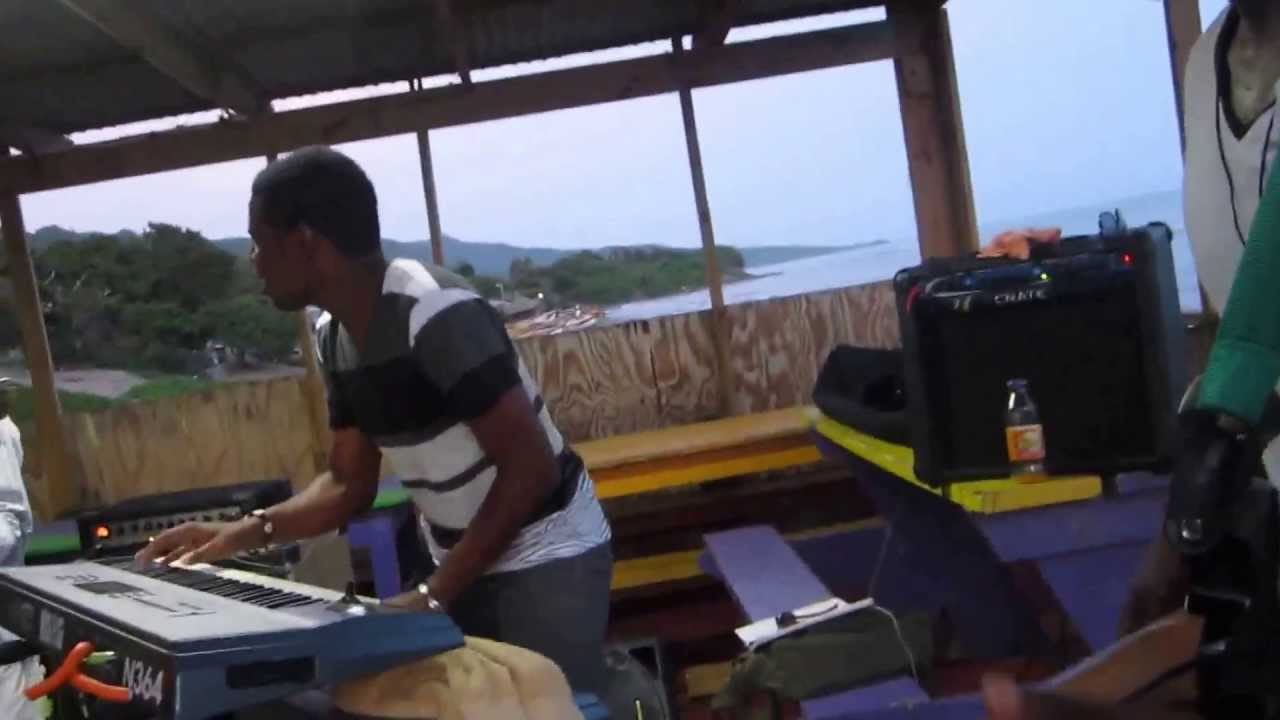 Code5 Band an Sister Patt Performing MIGHTY MAN A COME at Gospel on the Beach Little Ochi