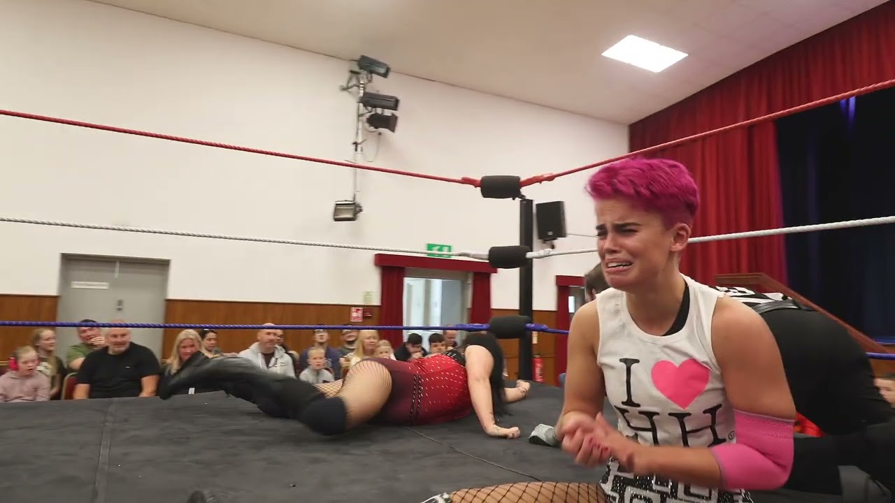 TiW   Security Breach   Harly Hudson v Lucy Sky