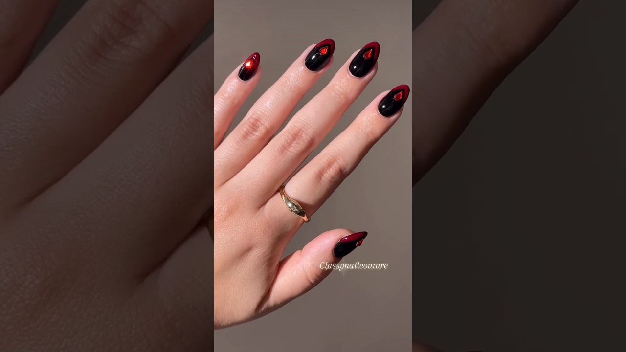 Holo nails. #classynailcouture #viralshort #trandingshort #ytshorts #nailart