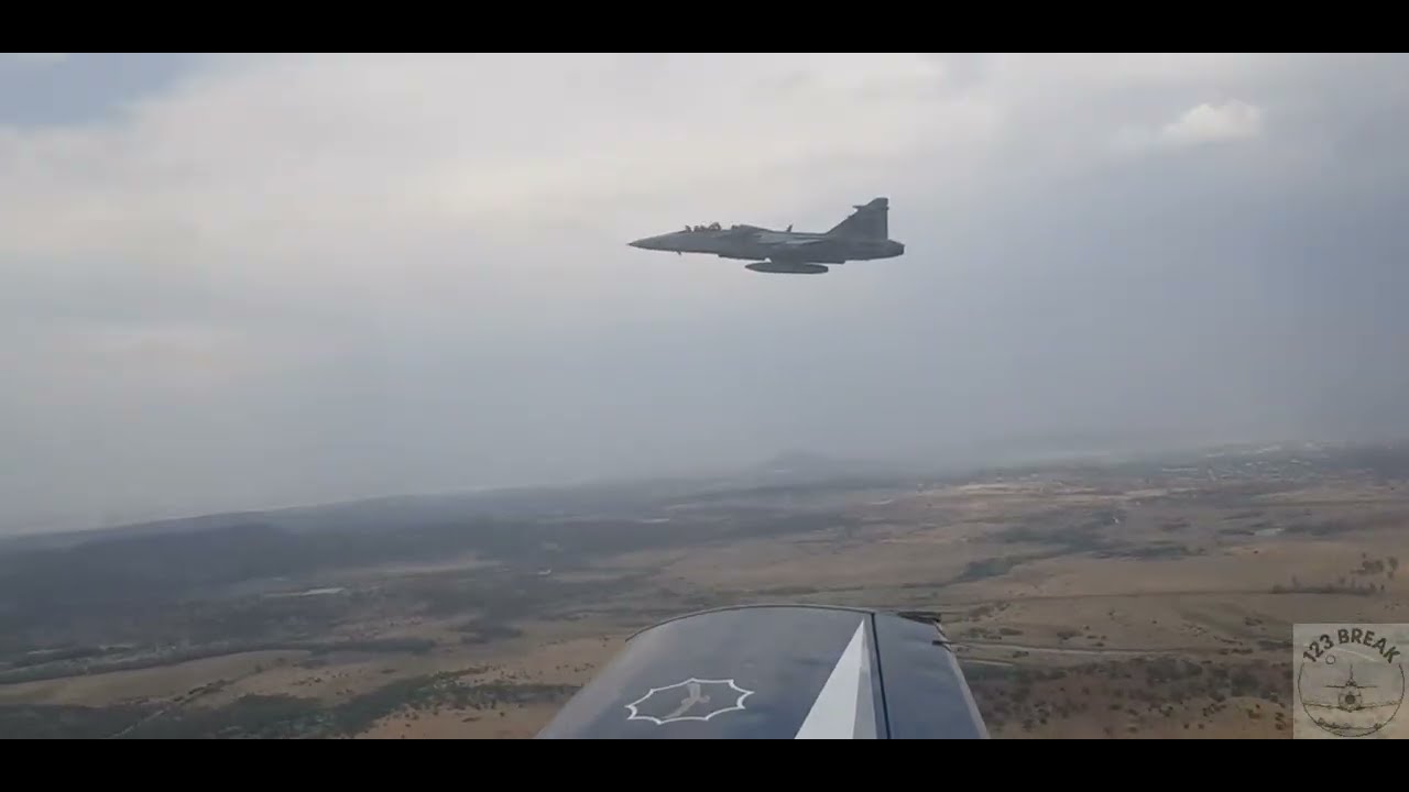 Flying Wingman With a South African Air Force Gripen | Close Formation in PC-7 MkI