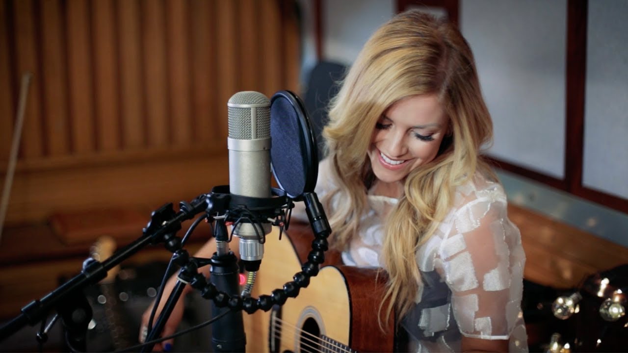 Lindsay Ell - 
