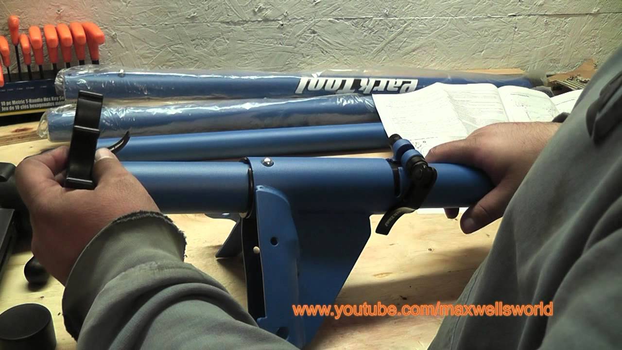 unboxing and assembly of a park tool pcs 10 bicycle repair stand maxwellsworld