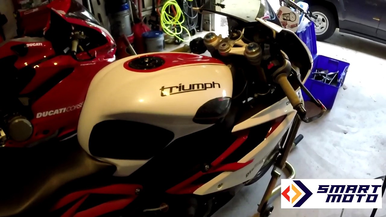 2014 Triumph Daytona 675R SmartMoto Install