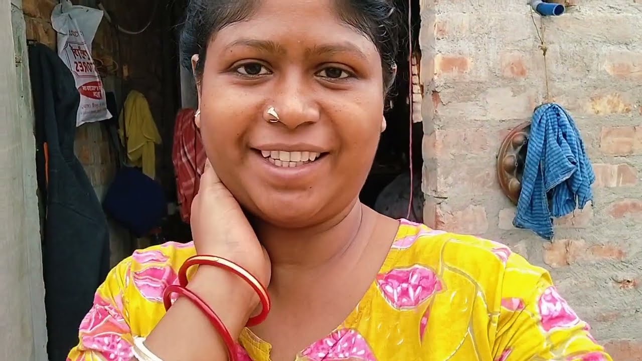 নিজের সেবা নিজে না করলে বাঁচতে পারবে না, ছাদ বাগানে অনেক উচ্ছে তুললাম