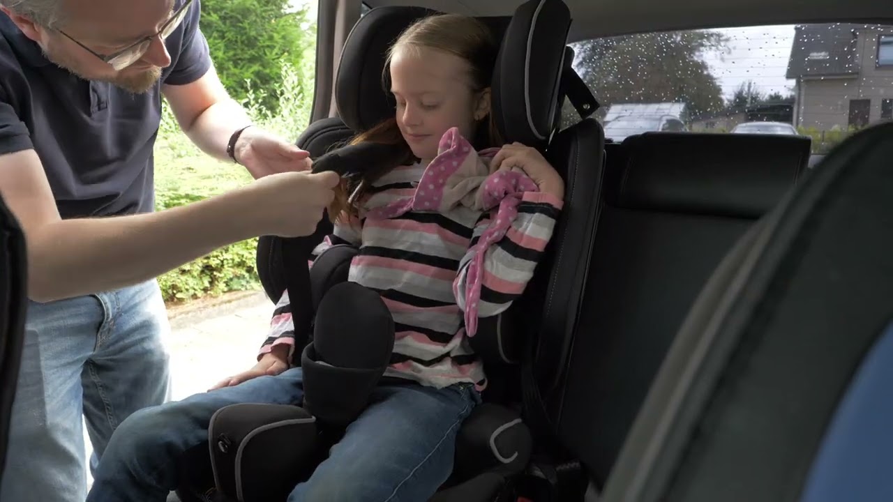 Recaro Monza CFX Reha  - Einbau ins Auto