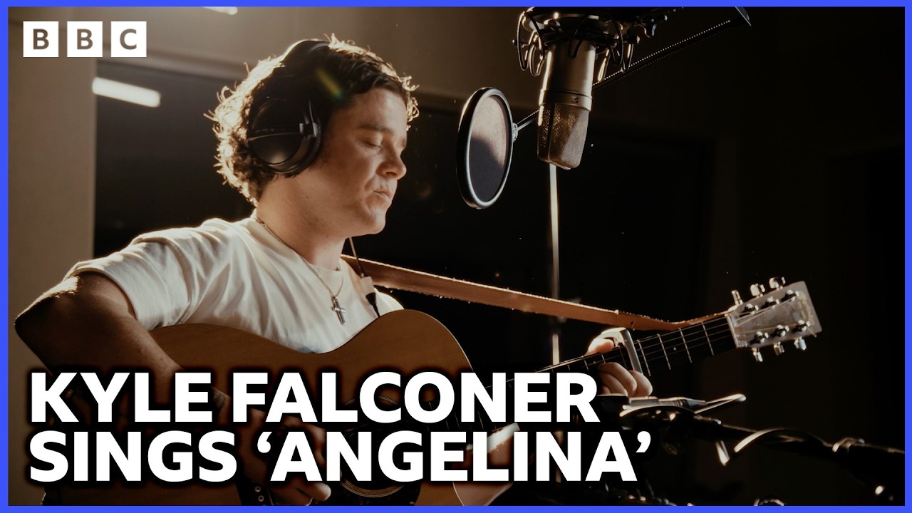 Kyle Falconer performs his track 'Angelina' | The Quay Sessions