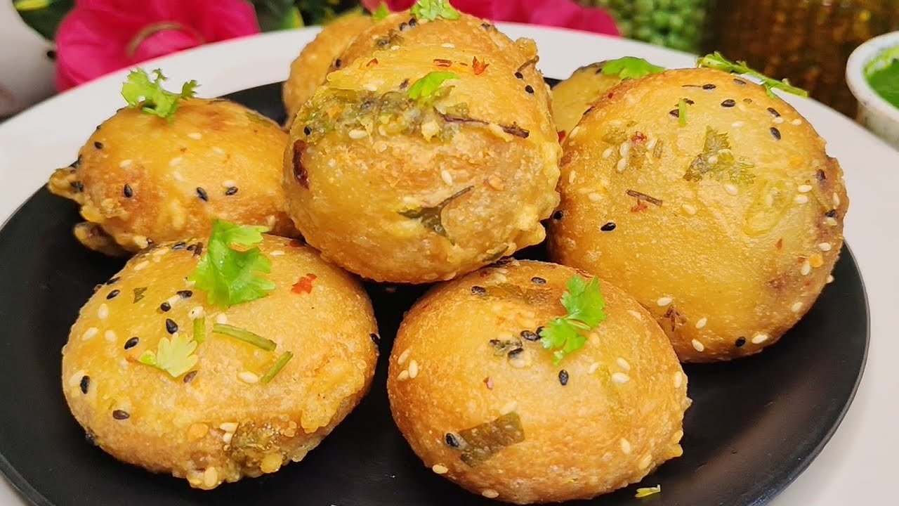 एक कप पोहे और मटर का ये नास्ता जिसके आगे समोसा कचोरी सब फेल पेट तो भरेगा लेकिन मन नहीं 