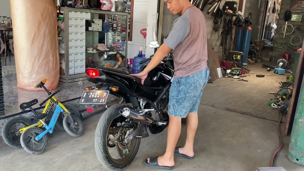 Knalpot ninja RR new di bedel di buat model cobra #ninjarrnew #ninjarr #bedelknalpot #knalpotcobra