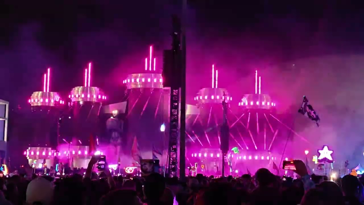 Dreamstate 2025 - Tiesto playing Delerium - Silence (Tiesto Remix)