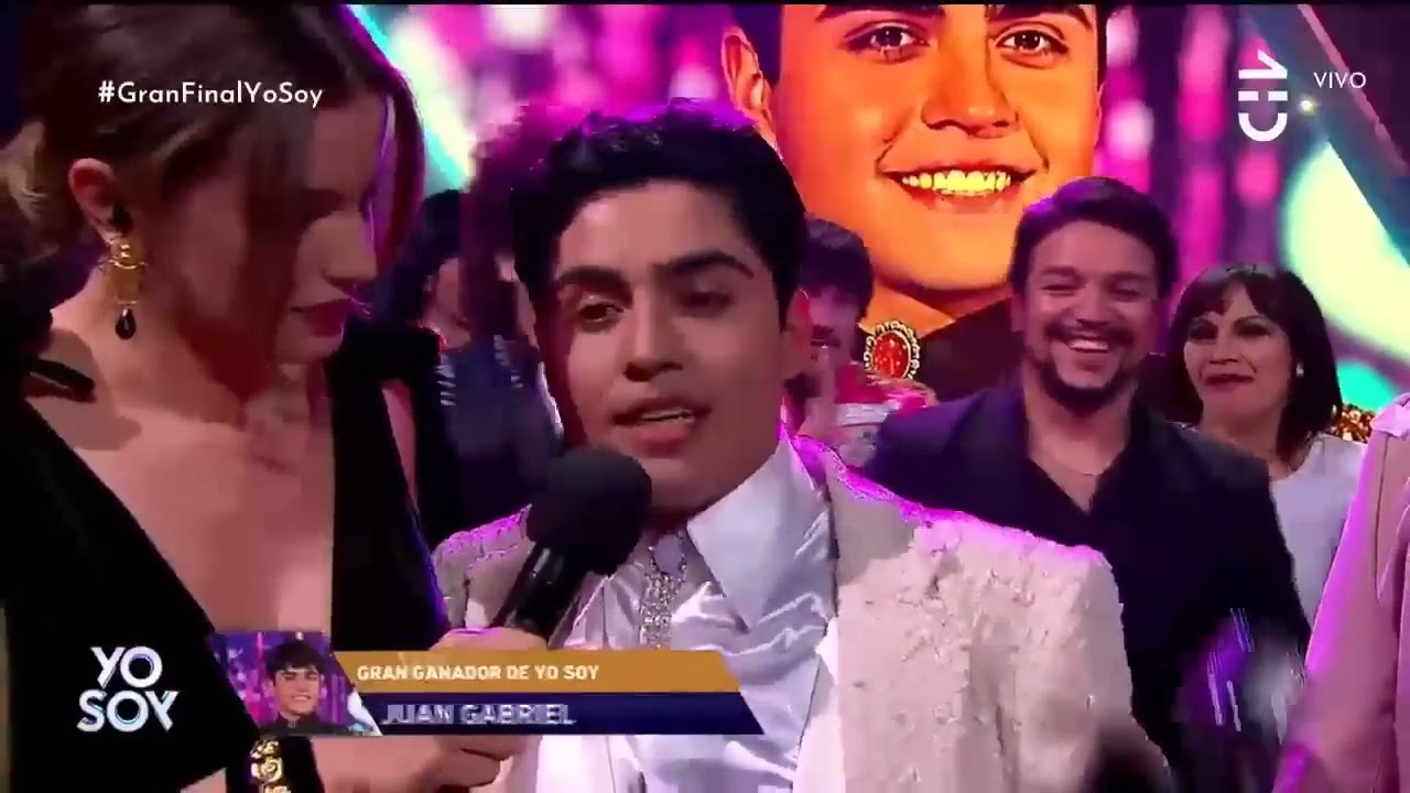 VICENTE MEJIAS OFICIAL Ganador YO SOY programa CHV año 2019.Aquí comenzó su carrera musical.