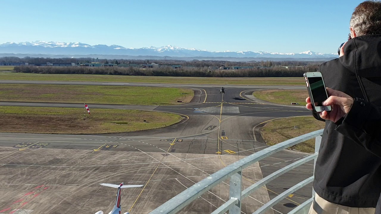 Pau : vue à 360° depuis la nouvelle tour de contrôle de l'aeroport