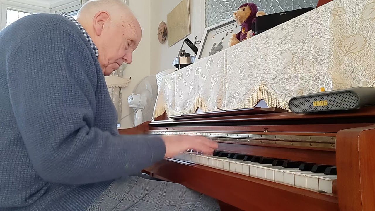 SOME HAPPY SUNNYDAY TUNES.