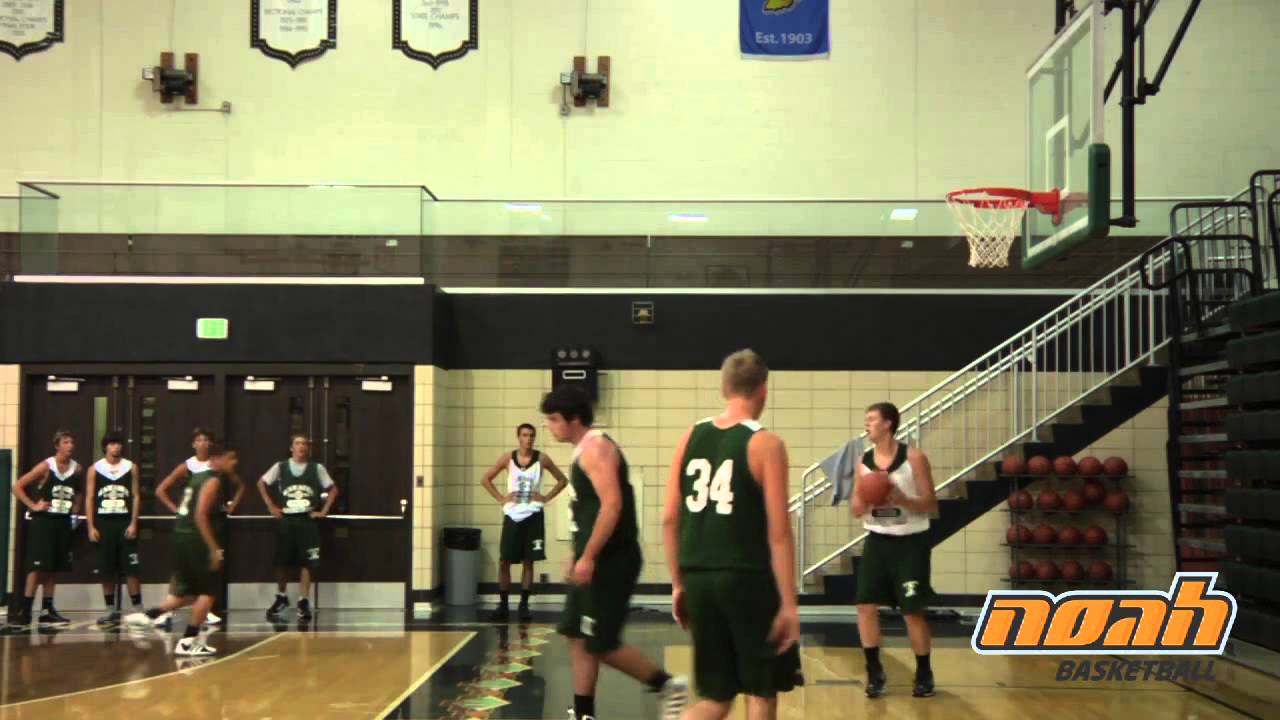 5 on 0 Offensive Play Run with Noah Basketball