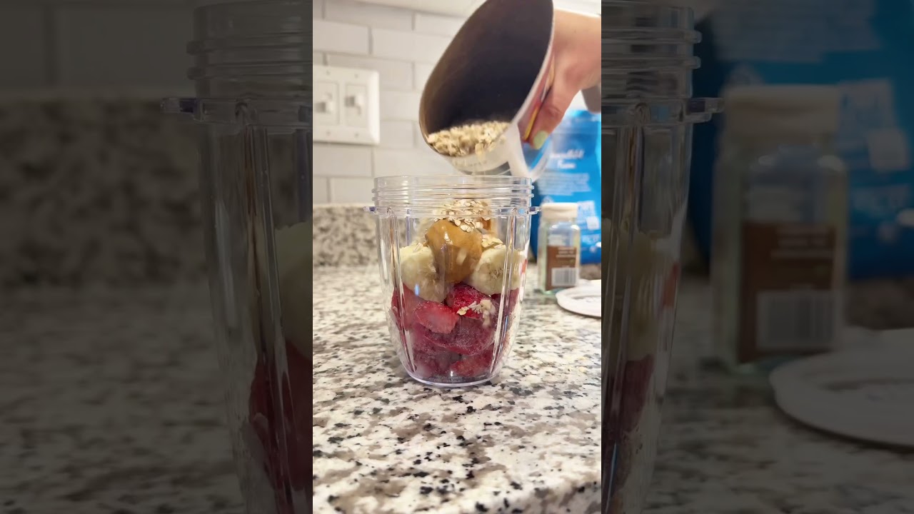 Strawberry Banana PB Smoothie | #smoothierecipe #peanutbutter #strawberry #banana