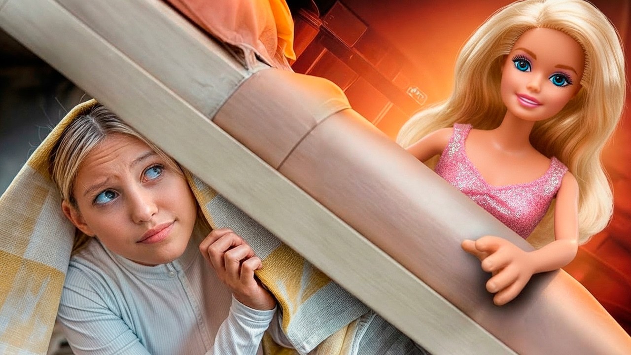 Prokletý psací stroj! 👻 Koupili jsme prokletou panenku Chucky a doma se začaly dít divné věci!