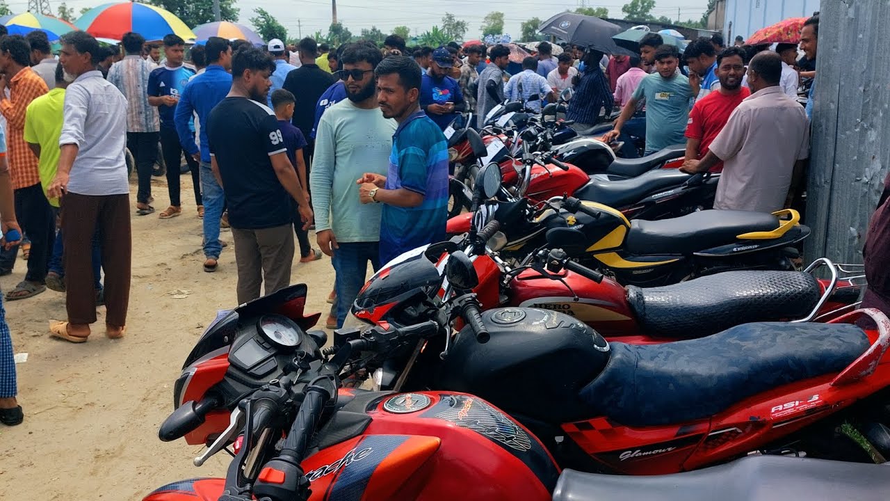 ঐতিহ্যবাহী কুটি চৌমুহনী কসবা ব্রাহ্মণবাড়িয়া পুরাতন মোটরসাইকেলের হাটে কিছু গাড়ির রিভিউ নিলাম।