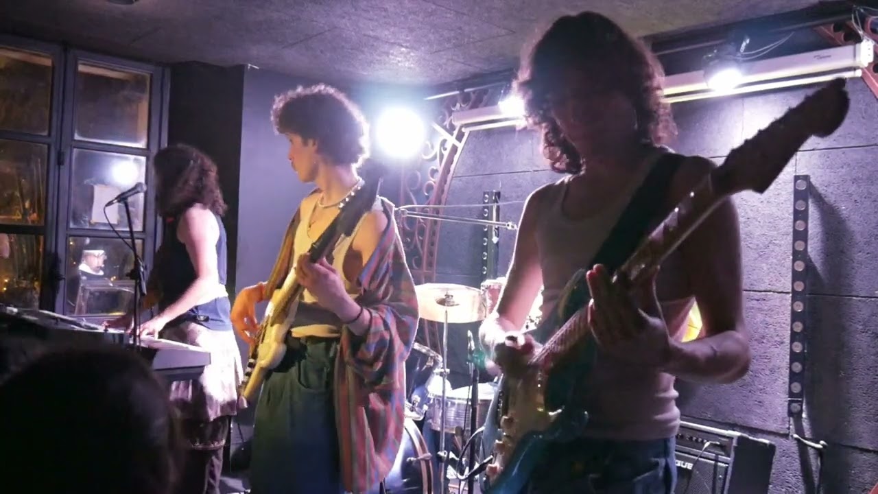 Too Young To Die - Dream Time (Jamiroquai) Live