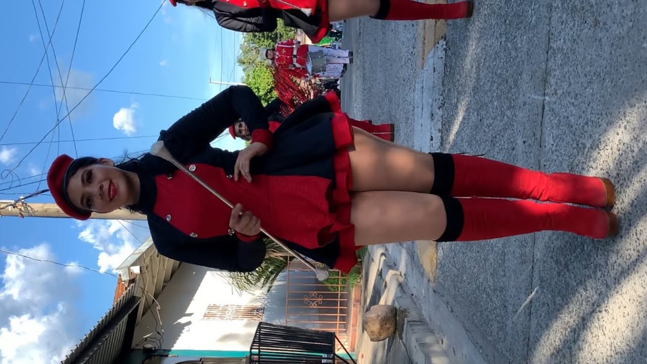 Todos admiran su belleza♥️🇸🇻Pamela Cachiporrista del INFRAMEN, El Salvador