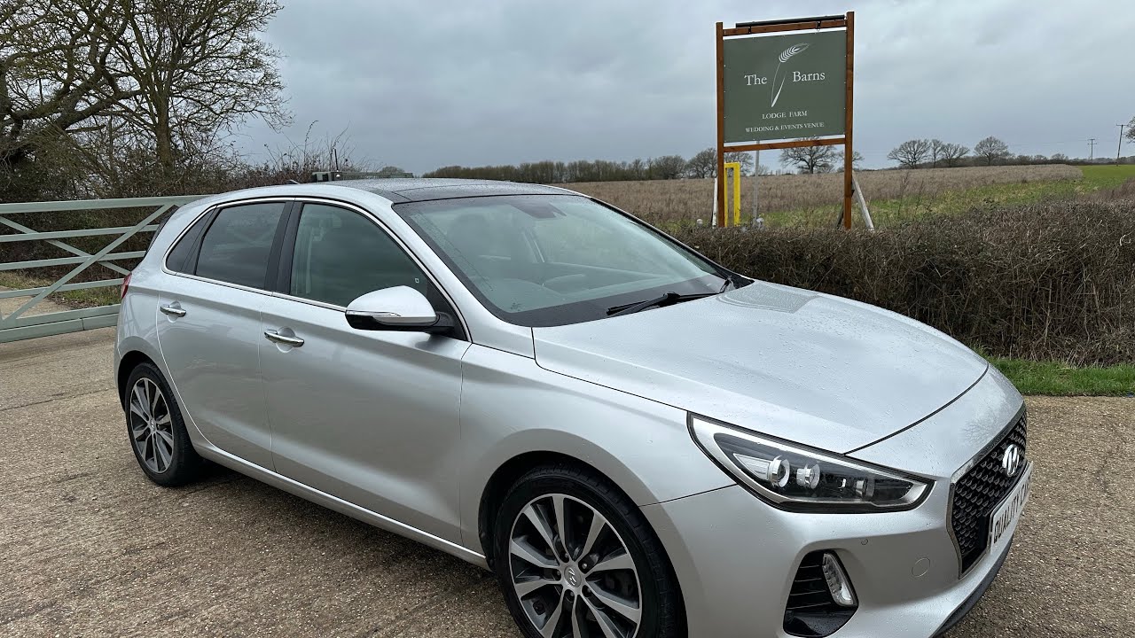 **2017 Hyundai i30 1.4T Premium SE** Walk Around qcars.co.uk