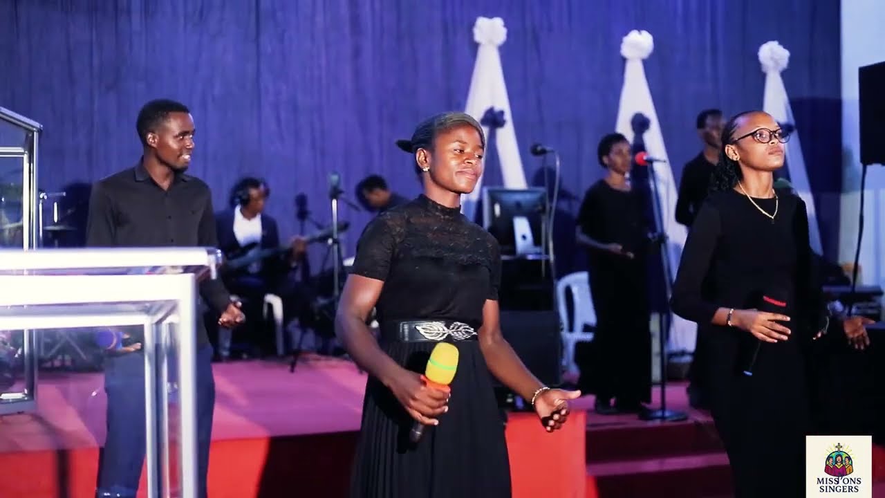 Missions Singers_Mimi sina mwingine// Ananitunza// Kanifanyia nafasi (LIVE Performance)