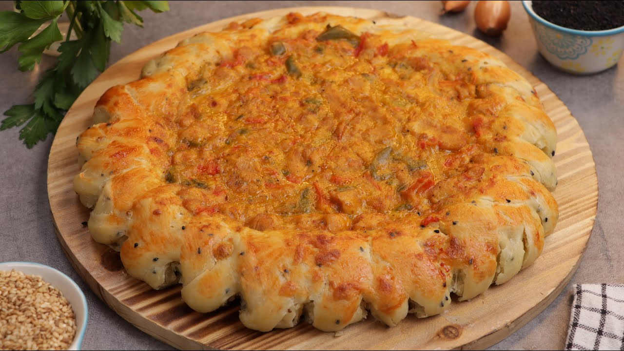 فطيرة الدجاج الشهية بعجينة هشة وطريقة سهلة 😋🥰