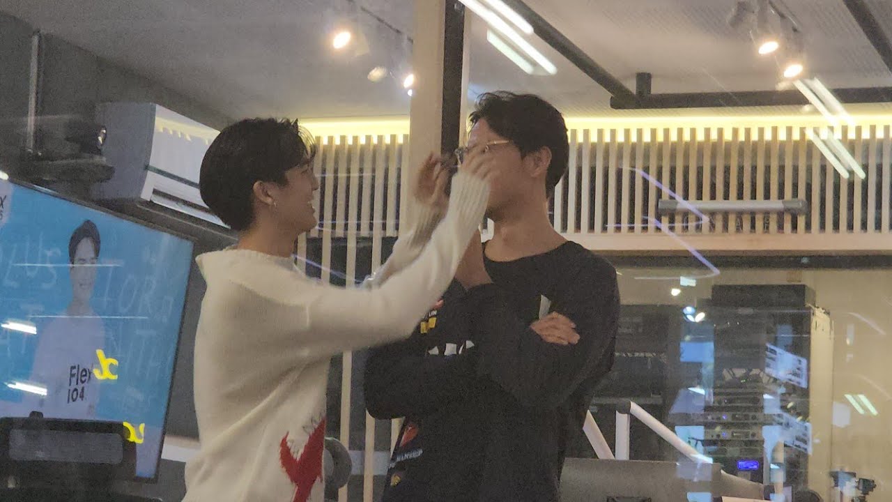 รวมพล #Manben ft.พี่อัพ หลังรายการ Flex1045 @ ลิโด้ #ค่อยๆรัก #stepbystep |20230612|