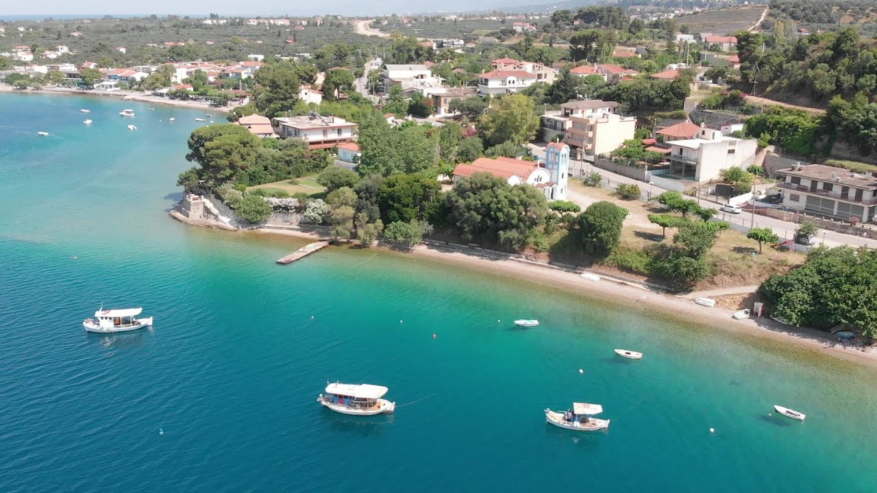 ΛΑΜΠΙΡΙ ΑΧΑΪΑΣ, Η ΠΑΡΑΛΙΑ ΜΕ ΤΑ ΚΡΥΣΤΑΛΛΙΝΑ ΝΕΡΑ. LAMPIRI BEACH WITH CRYSTAL CLEAR WATERS, ACHAIA.