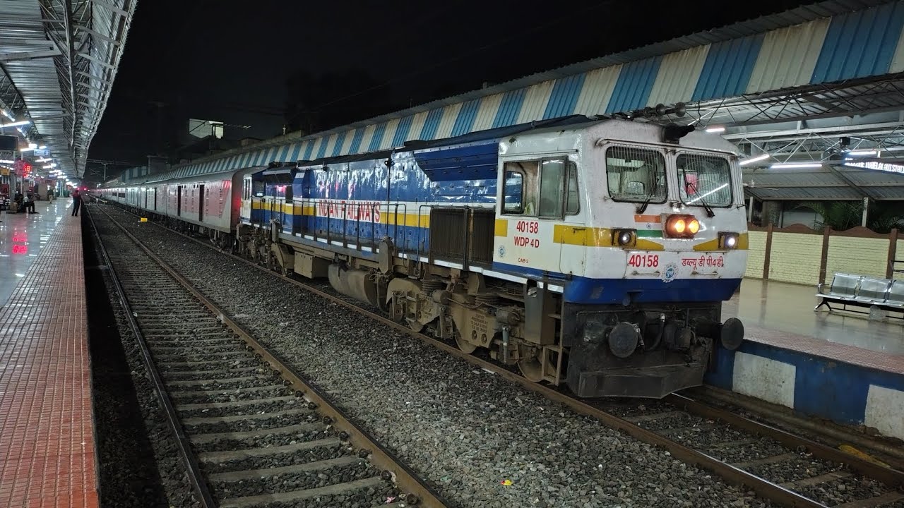 Extreme Acceleration of wdp4d : Pune shed Loco : With Express Train : Indian Railways : #railway 