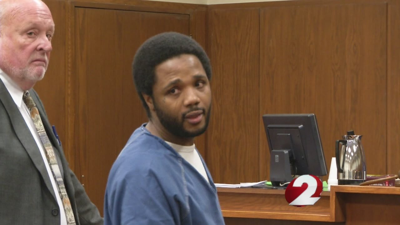 Family scuffle breaks out at murderer’s sentencing
