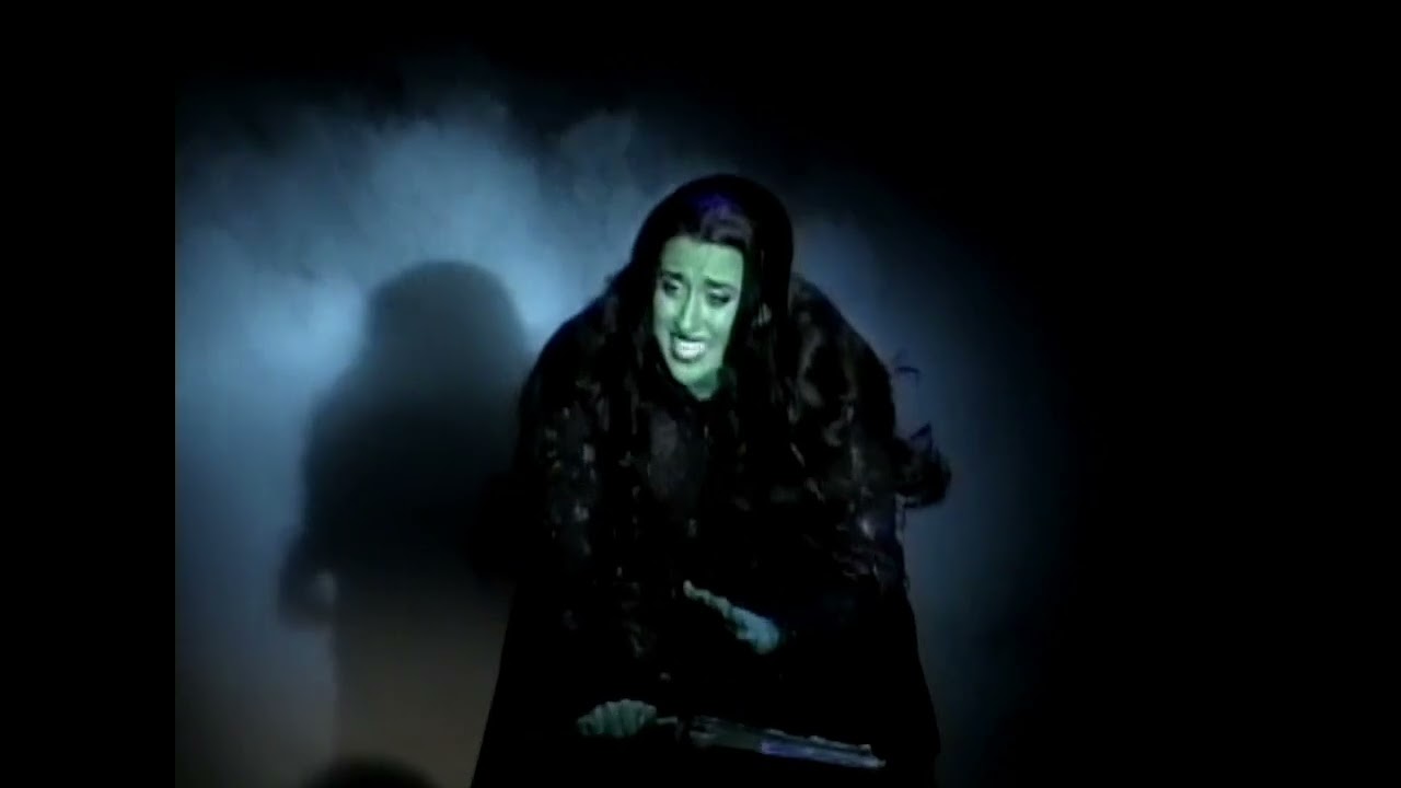 Caissie Levy and Kendra Kassebaum-catfight+'No Good Deed' (Wicked Broadway)
