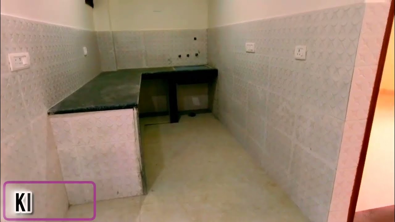 FLAT FOR SALE IN D BLOCK ABUL FAZAL ENCLAVE 110 GAJ 3BHK 4TH FLOOR CAR PARKING LIFT PRIME LOCATION