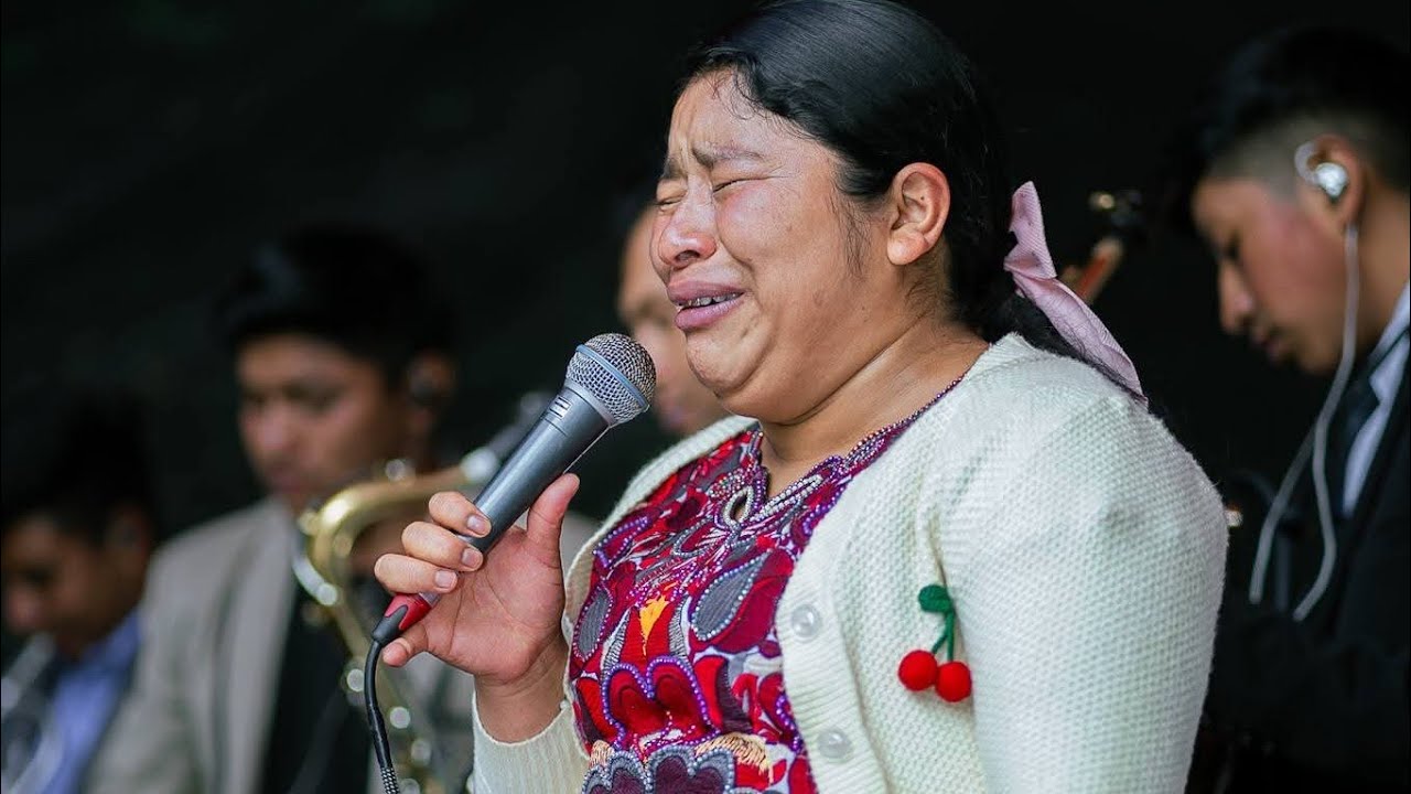 🔴🎙🎹Solista Maria de Ailon🎺🕊🔥😭 Ministrando Coros Avivamiento Fuego cayó a su Pueblo 🔥 