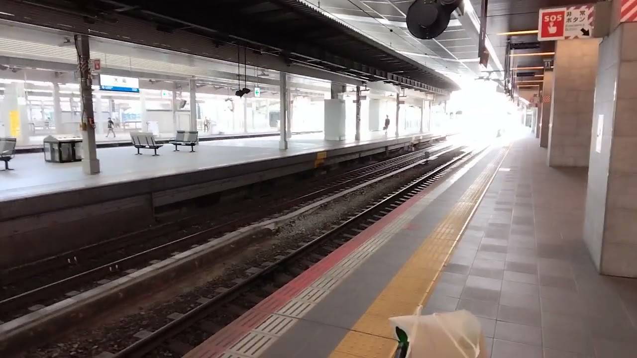 2026/2/23JR大阪駅11番のりば683系9両特急サンダーバード29号敦賀行到着