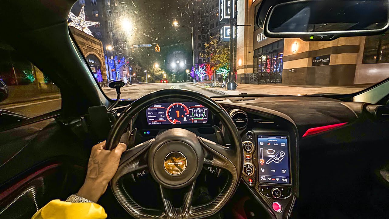 Поздно ночью McLaren 720s Drive POV